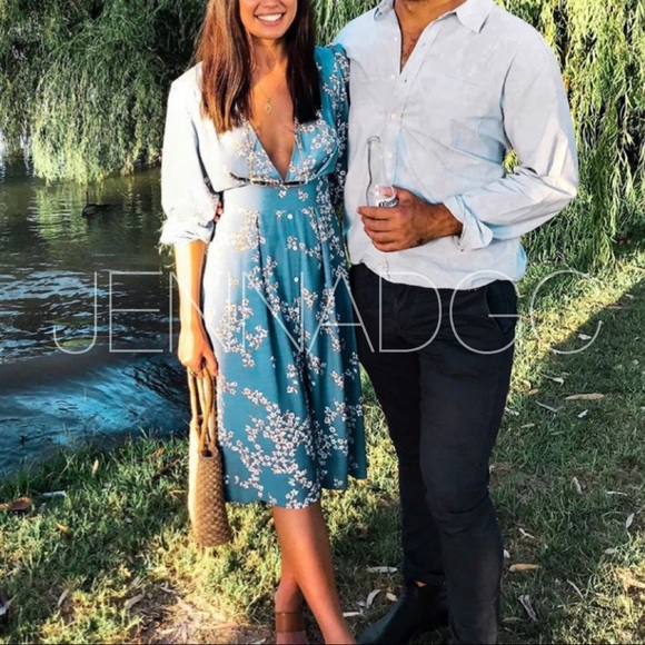 LAST ONE Faithfull the Brand Chloe Midi Dress NWT - Picture 4 of 16